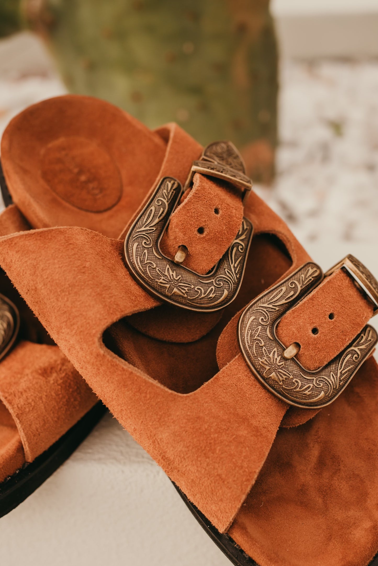 Aura Slides - Caramel Suede