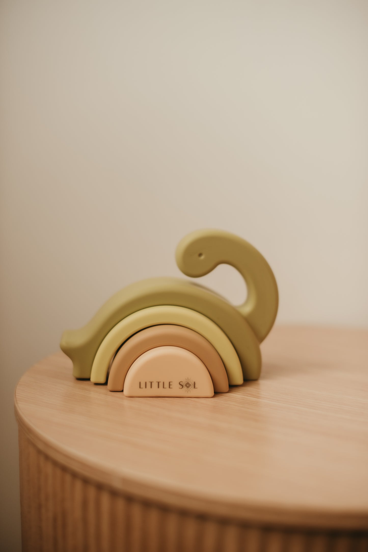 Little Sol Stacking Dino Rainbow