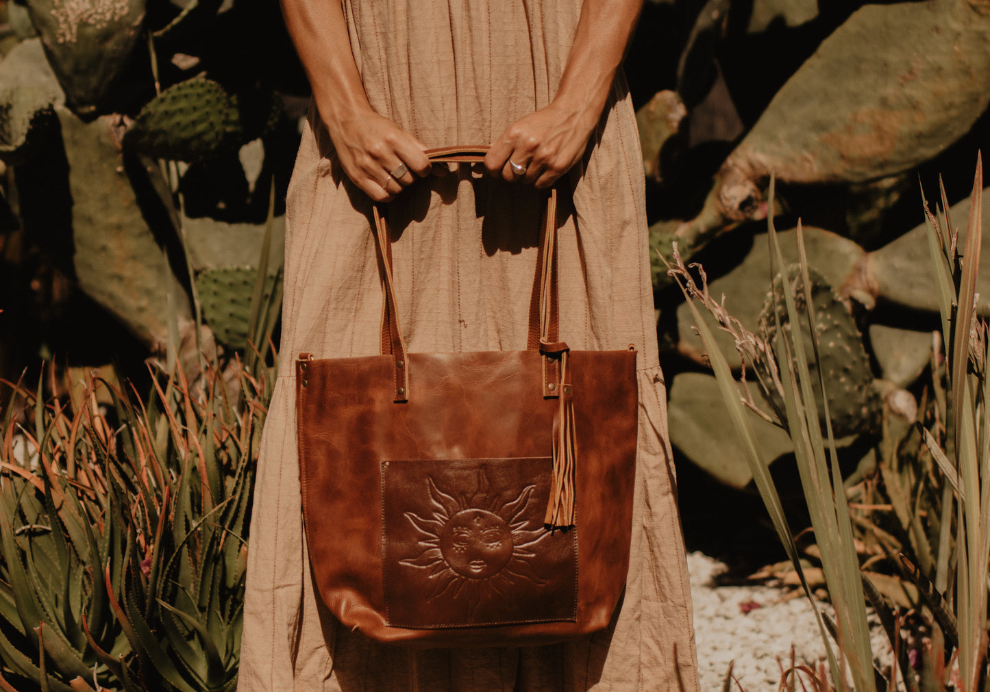 Dalma Tote - Embossed Sun