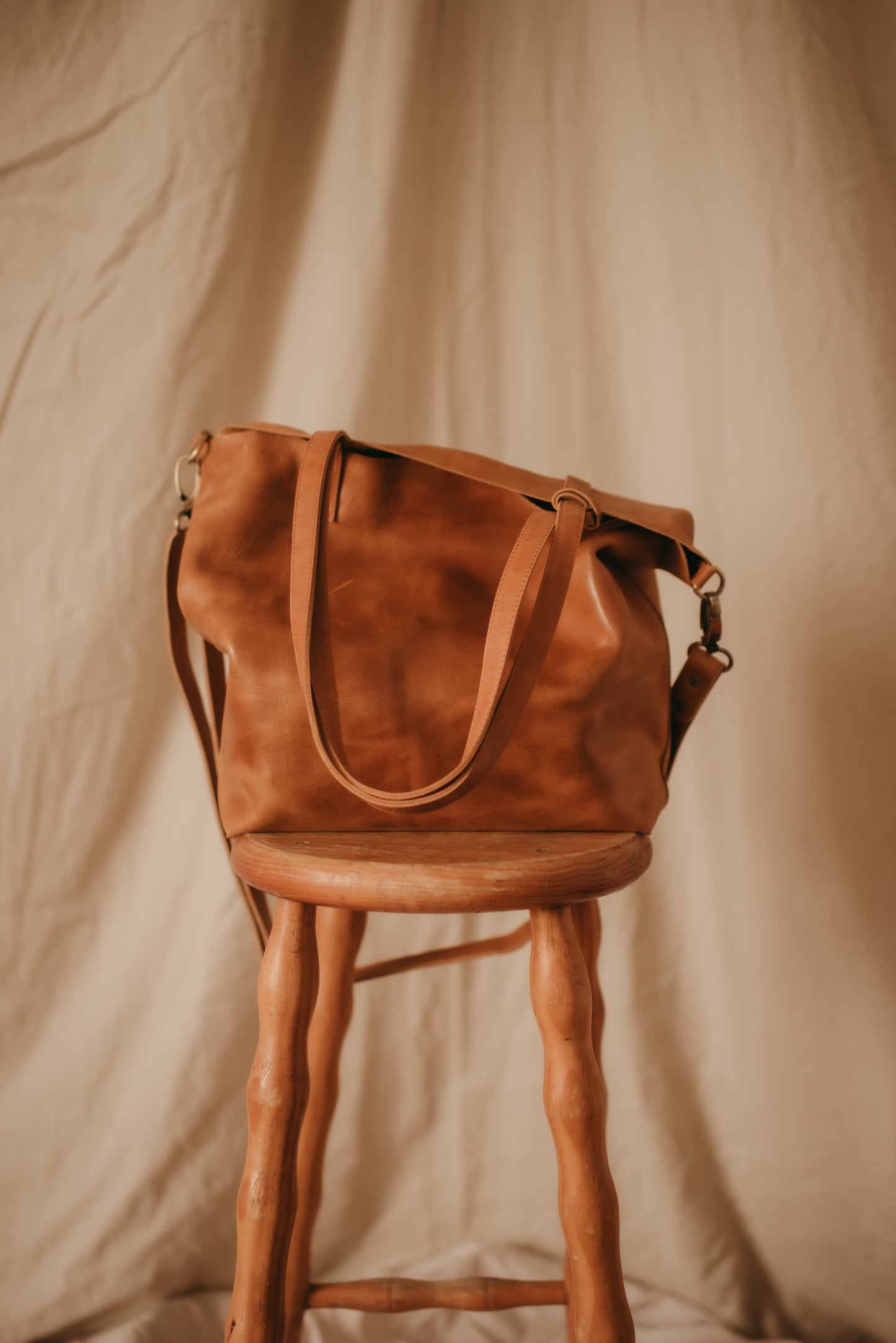 Dalma Tote - Embossed Shell
