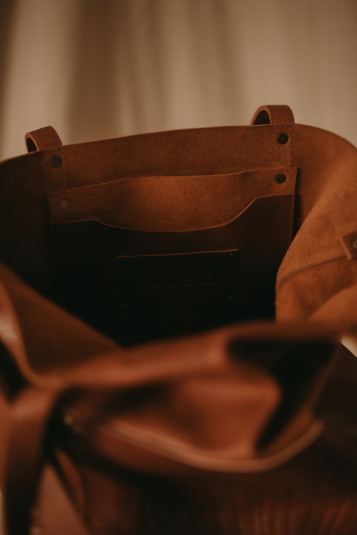 Dalma Tote - Embossed Shell