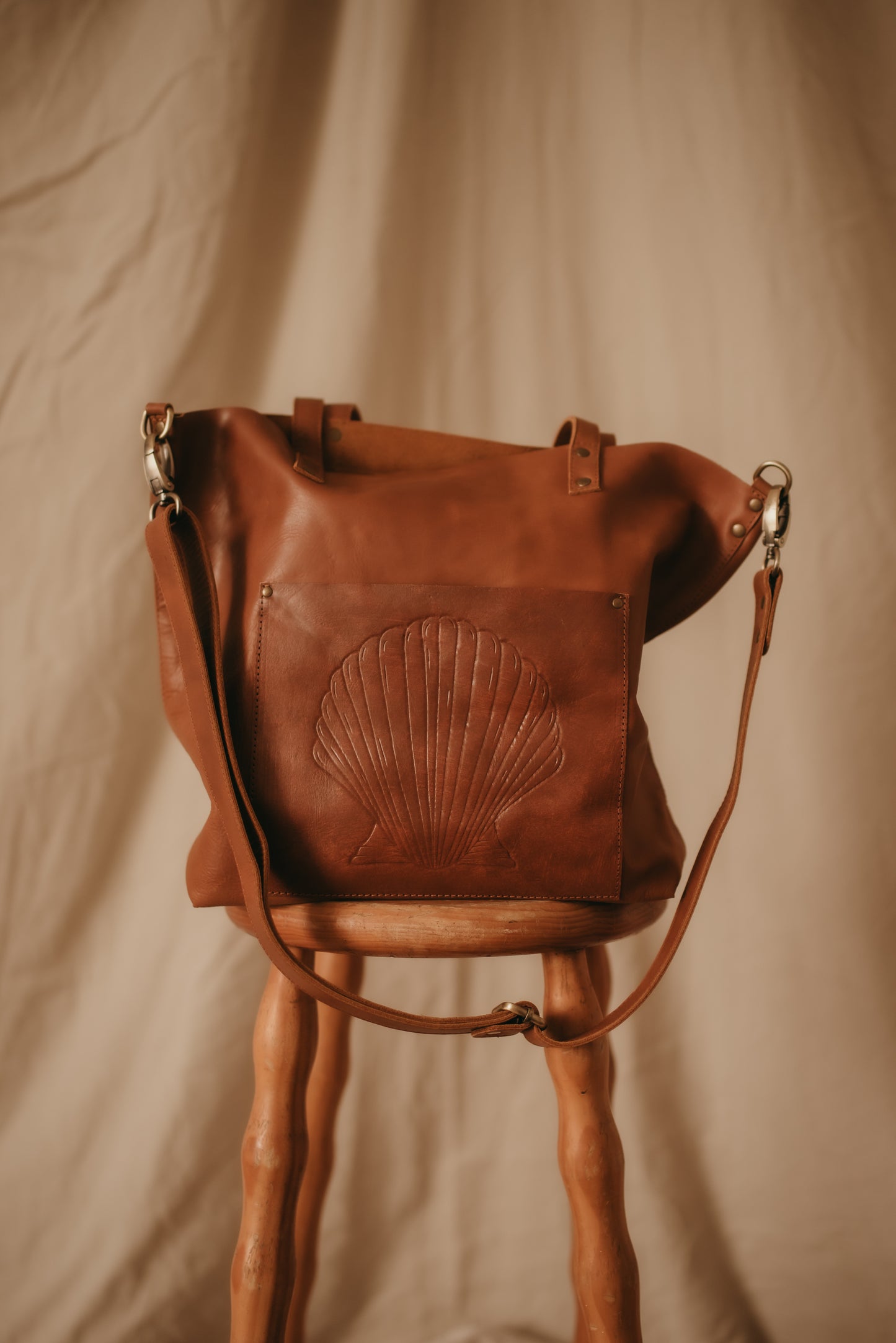 Dalma Tote - Embossed Shell