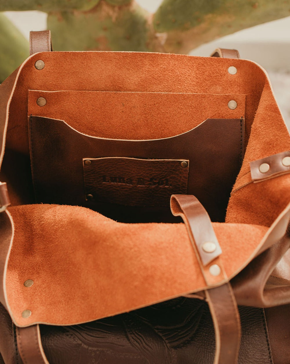Dalma Tote - Embossed Whale