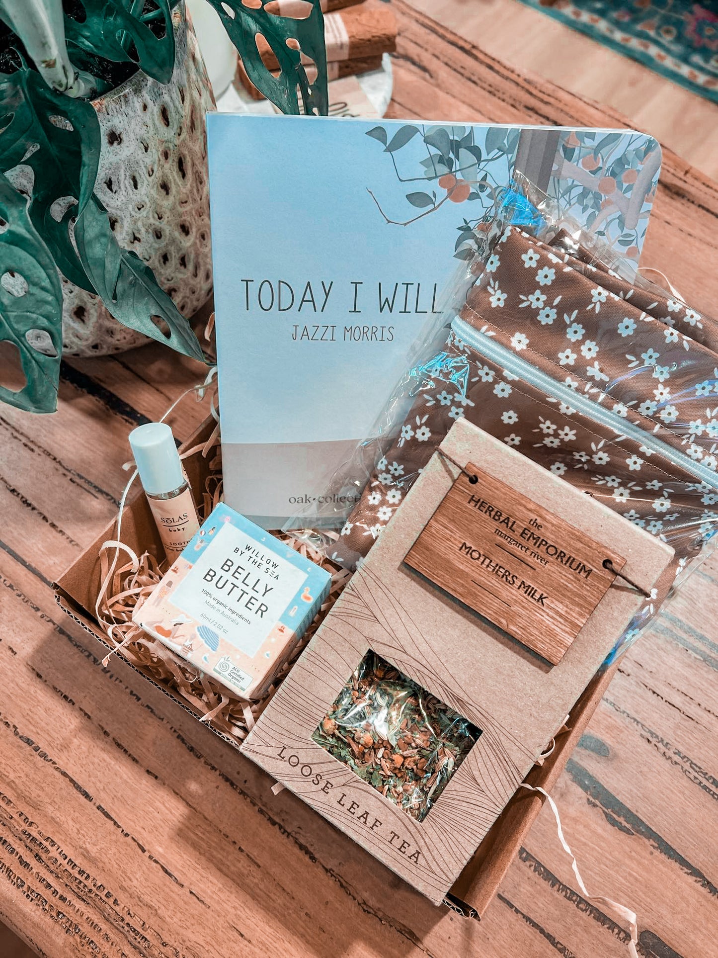 GIFT BOX $300