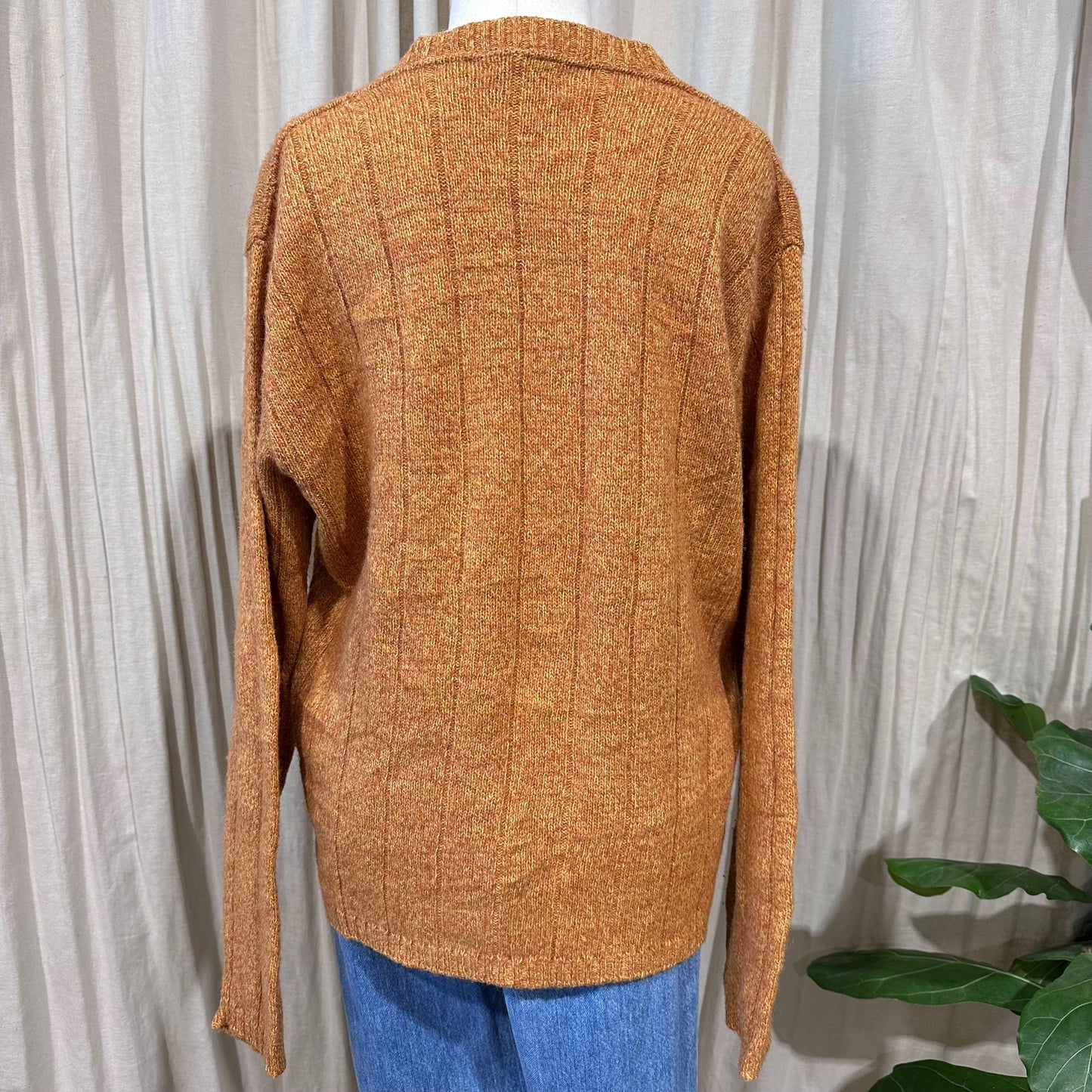 Vintage Knitwear - Apricot Sears Sportswear
