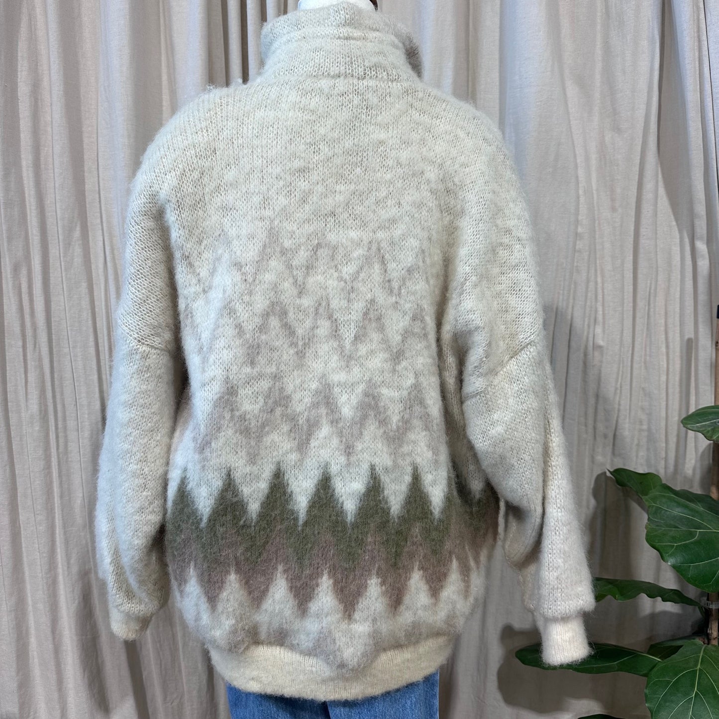 Vintage Knitwear - Tundra Zip Up *MARKED ON INSIDE*