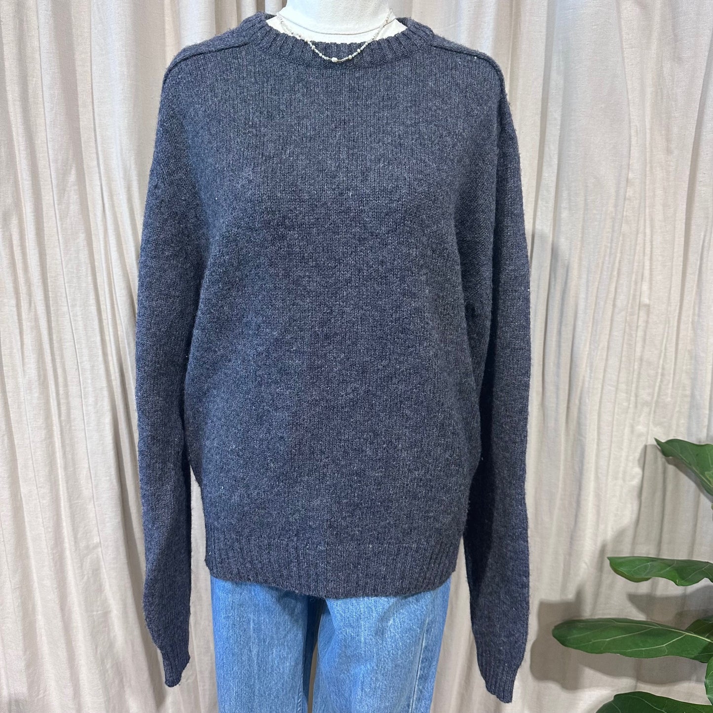 Vintage Knitwear - Navy Blue Progressions Knit