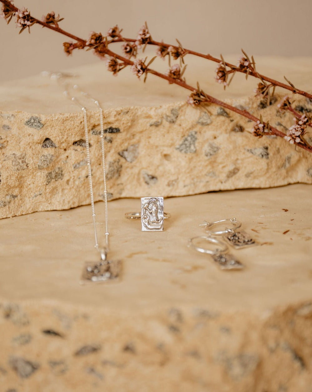 Aquarius Ring