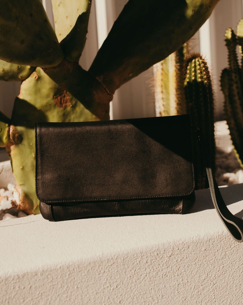 Lola Clutch