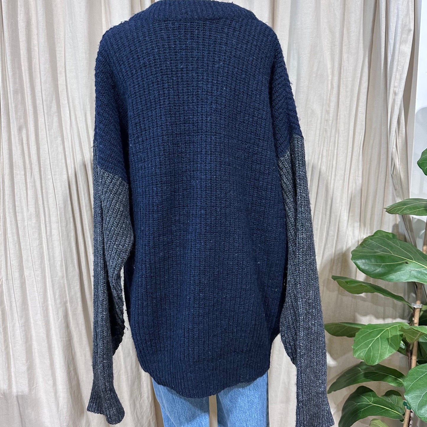 Vintage Knitwear - Navy Blue London Fog