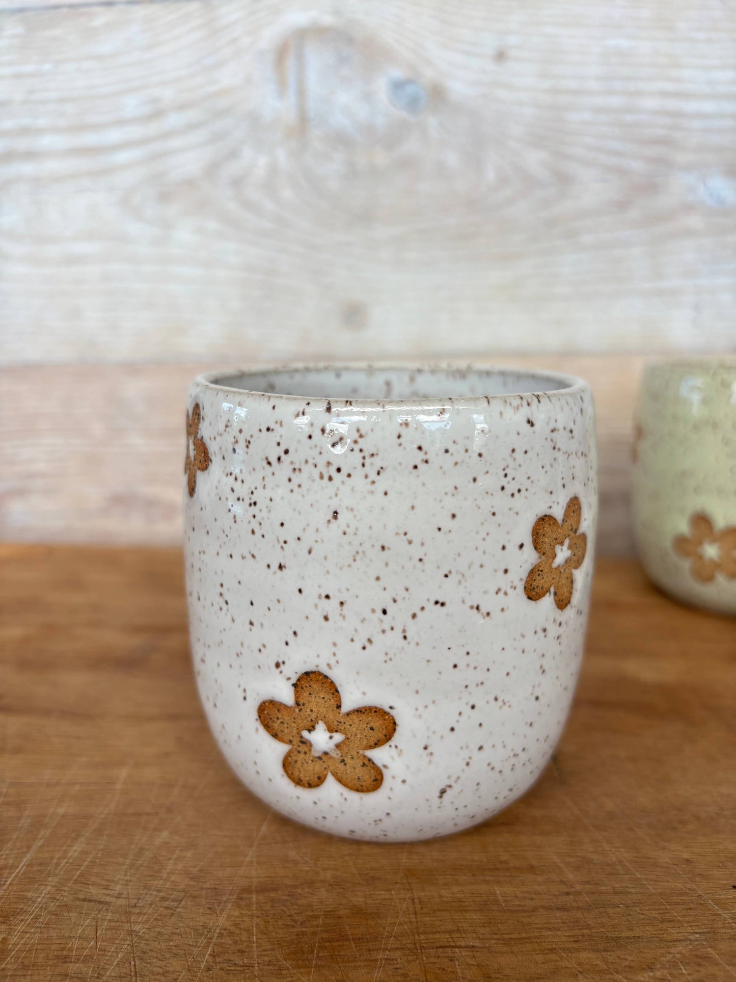 Ceramic Blossom Hug Mug Snow