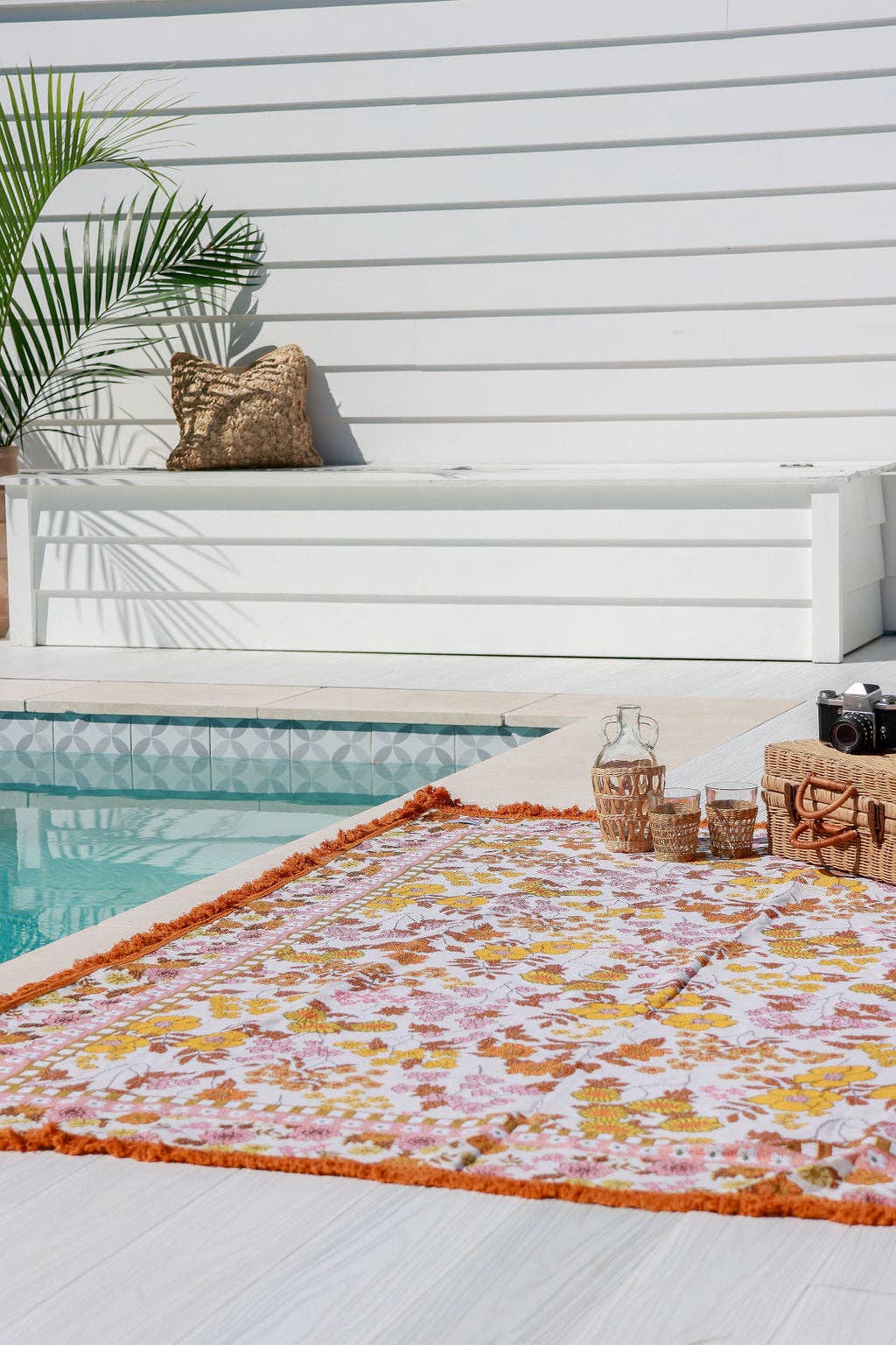 Poppy - Picnic Beach Throw Rug - XL