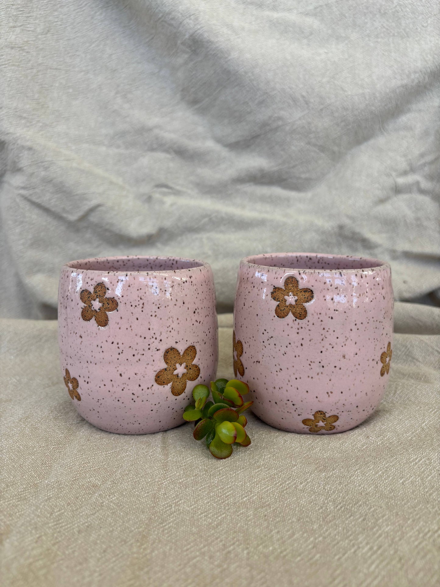 Ceramic Blossom Hug Mug Pink