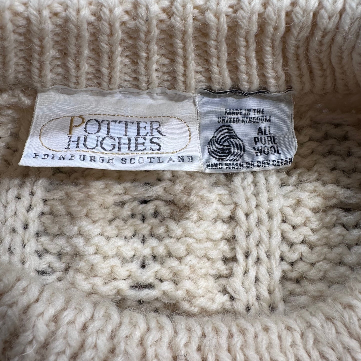 Vintage Knitwear - Cream Cable Potter Hughs