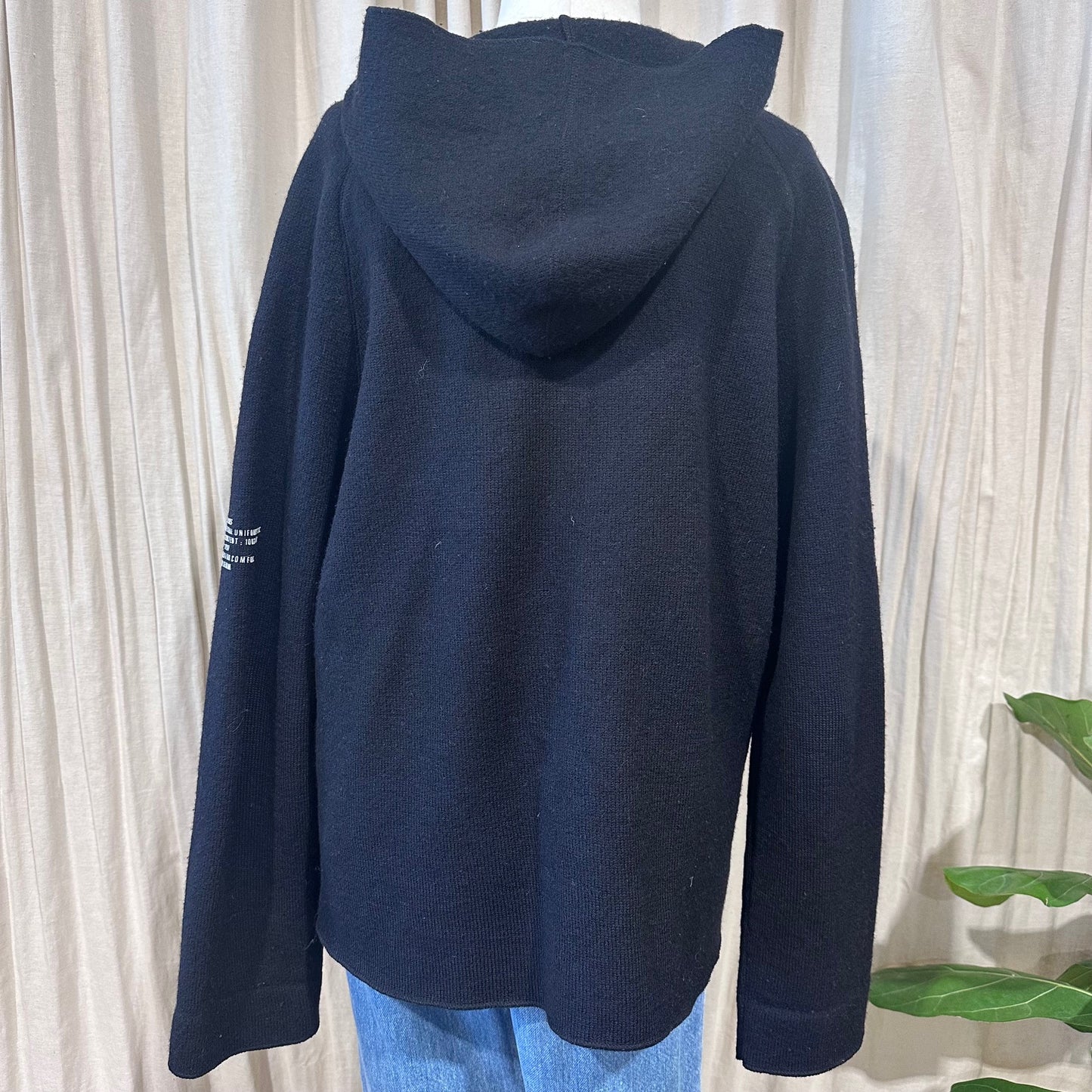 Vintage Knitwear - Black DKNY Zip Up Hoodie